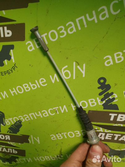 Трос ручника правый Mazda 3 Bm