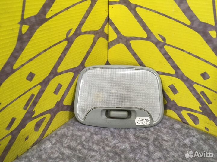 Плафон освещения салона фонарь Лансер 10 Lancer X