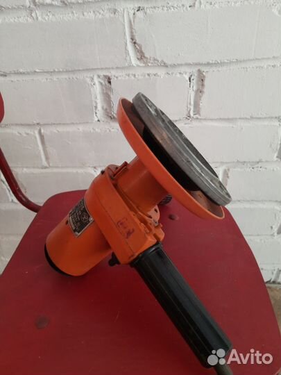 Штукатурно-затирочная машина со-112Б