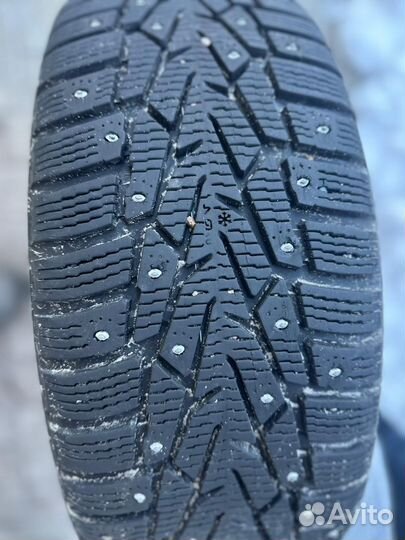 Nokian Tyres Hakkapeliitta 7 225/45 R17 и 225/45 R17
