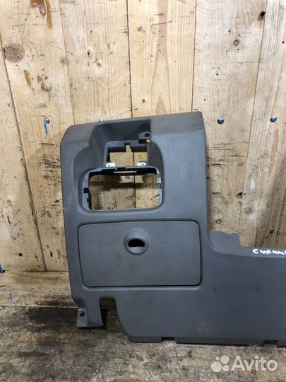 Накладка торпедо подрулевая Renault Scenic 2