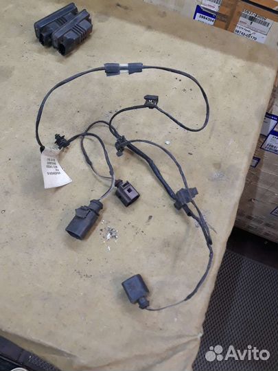 Пассат проводка подсветки номера Passat B6 05-10