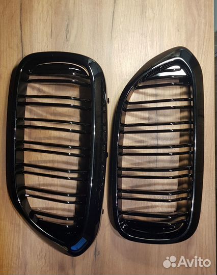 Решетка радиатора «ноздри» BMW 5 G30 M-стиль