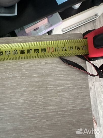 Стол угловой с тумбой и 2 полки