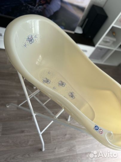 Ванна с подставкой для купания