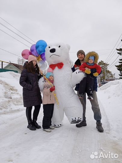 Белый мишка с поздравлением (Ростовая кукла)