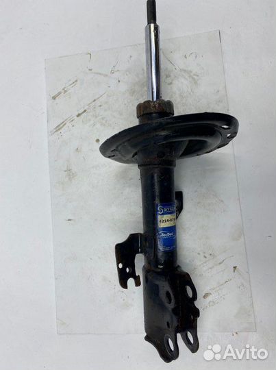 Стойка подвески передняя правая Toyota Camry V40