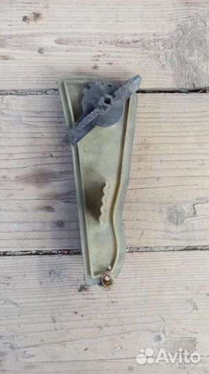 Крышка фильтра печки бмв е34