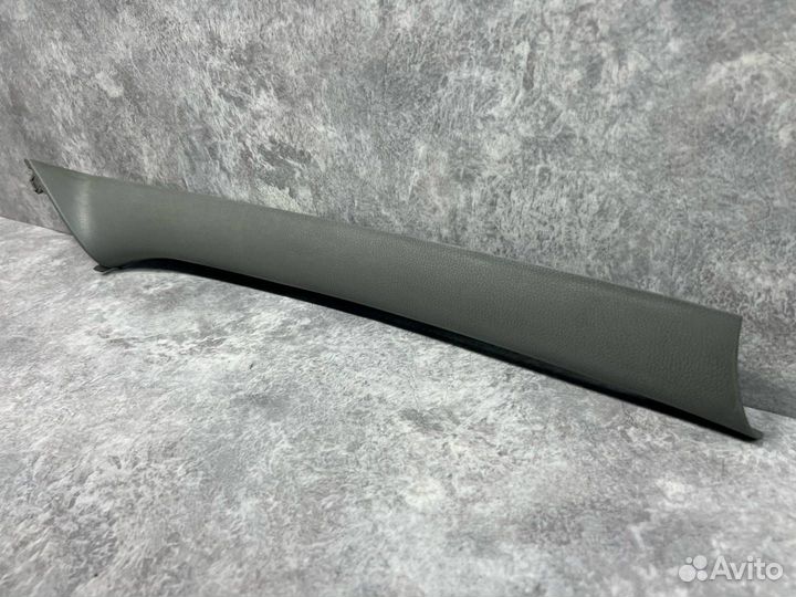 Обшивка стойки передняя правая Renault Logan 2008