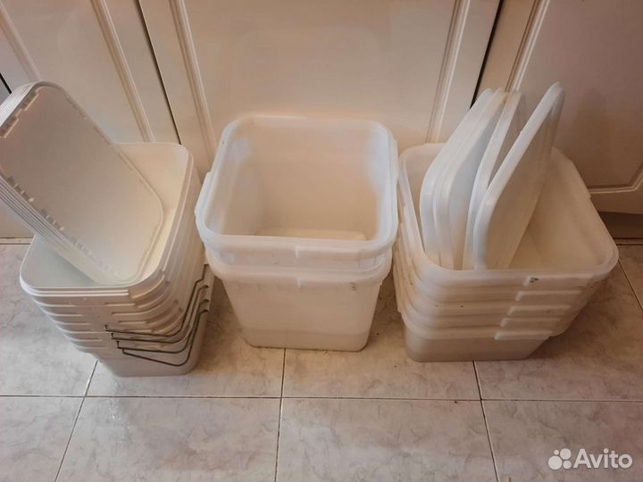 Контейнер пластиковый