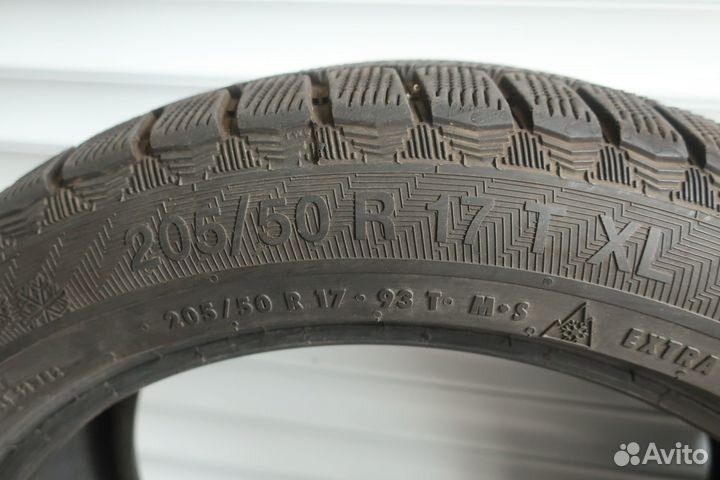 Gislaved Soft Frost 200 205/50 R17 93T