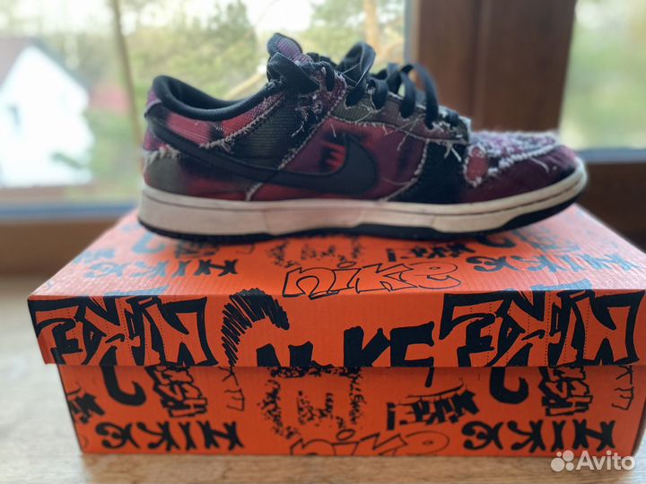 Nike Dunk Low 