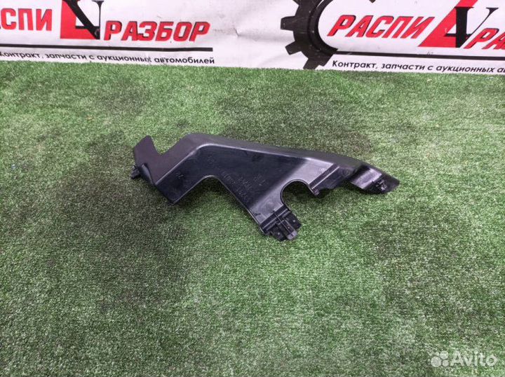 Пыльник фары правый Toyota Camry ACV30 2azfe 2004