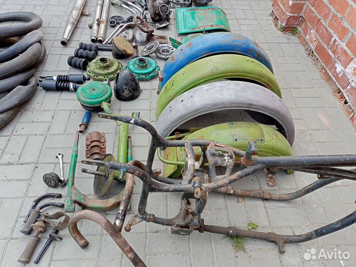 Запчасти на мотоцикл Урал