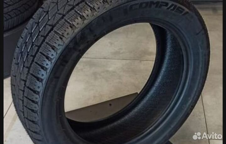 Compasal Ice Master 215/55 R16 93