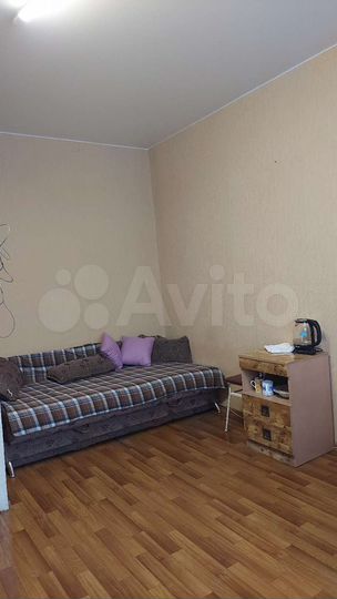 Комната 13 м² в 4-к., 2/4 эт.