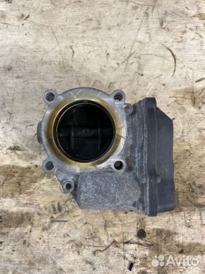 Дроссельная заслонка Volkswagen Passat 3C2 BZB