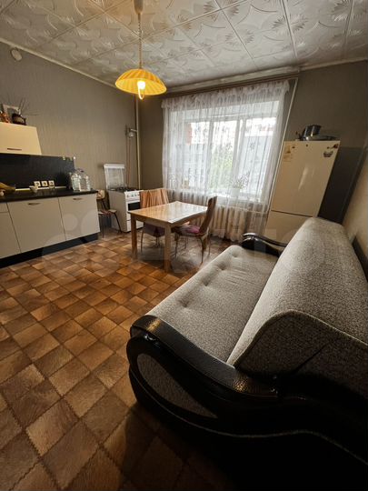2-к. квартира, 77 м², 4/11 эт.
