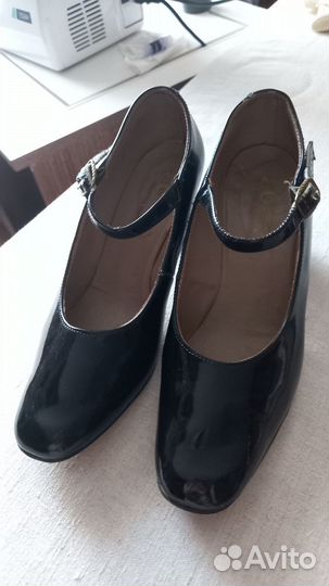 Продам туфли