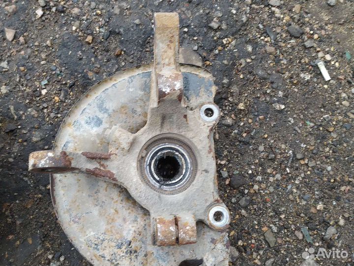 Поворотный кулак mitsubishi ASX