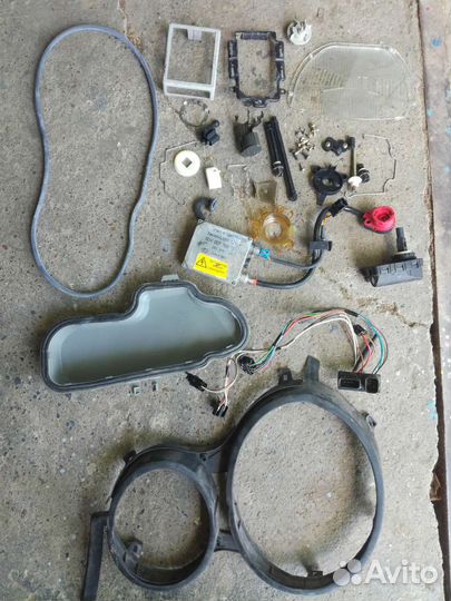 Левая фара ксенон в разборе mercedes w210 дорест