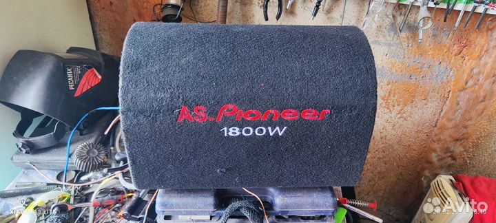 Активный сабвуфер