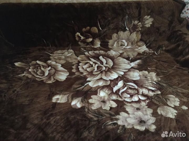 Плед, покрывало на кровать