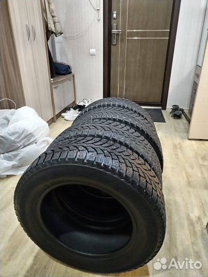 Bridgestone Blizzak Spike-01 19.5/65 R15 91T