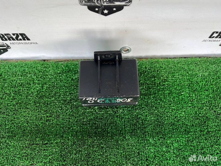 Реле свечей накала Peugeot 806