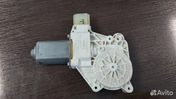 Моторчик стеклоподъемника правый Bmw 528I F10