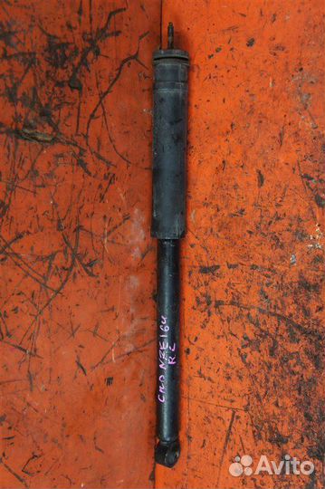 Амортизатор задний Toyota Corolla Axio NZE164