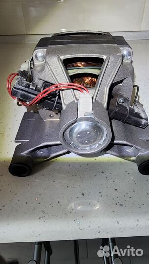 Двигатель стиральной машины indesit (мотор)