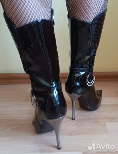 Сапоги женские разм.38