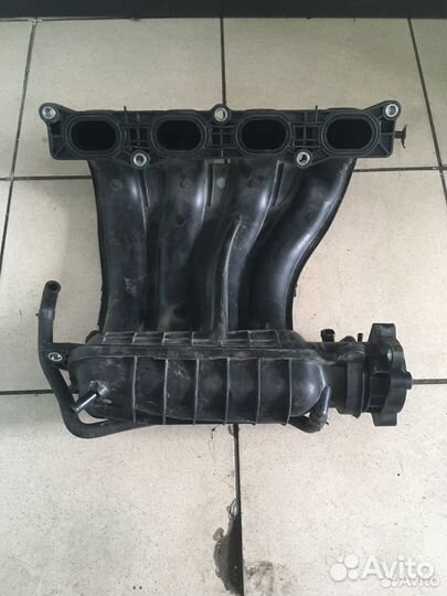Впускной коллектор Nissan Qashqai J10