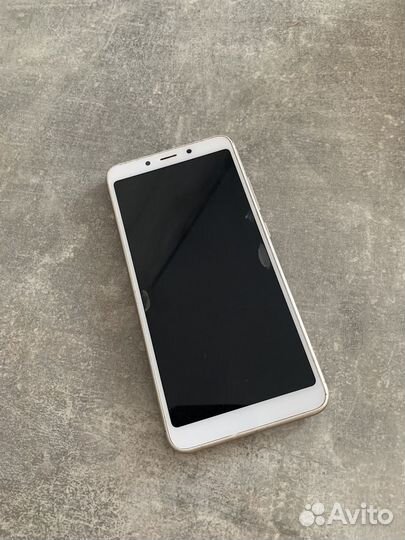 Xiaomi Redmi 6, 3/32 ГБ