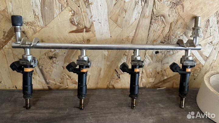 Топливная рампа с форсунками z18xer opel astra