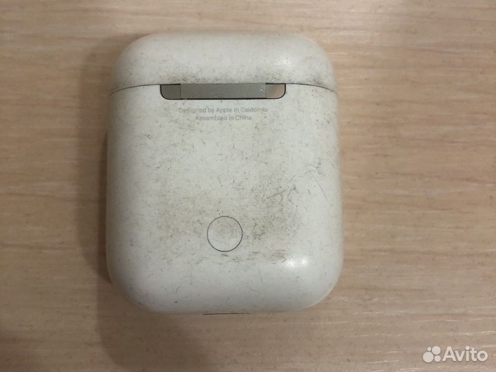 Не работает правый наушник