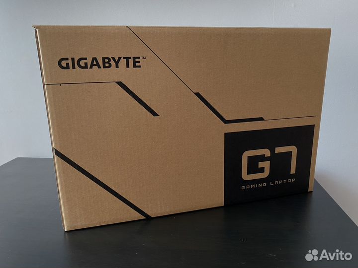 Игровой ноутбук Gigabyte G7 MF-E2KZ213SH