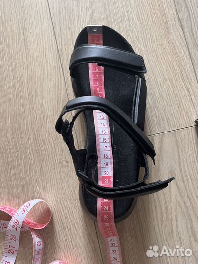 Боссоножки Ecco Chunky Sandal