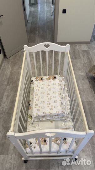 Детская кроватка