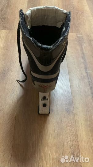 Коньки хоккейные