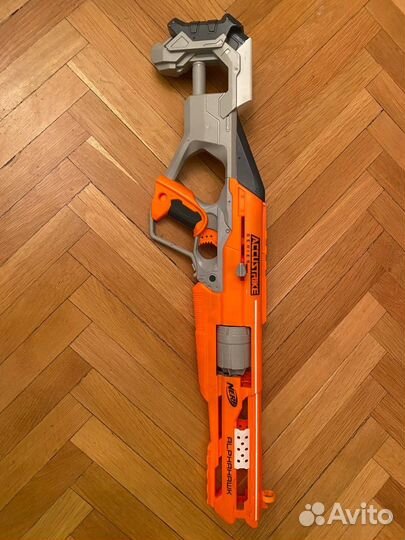 Игрушечный пистолет Nerf