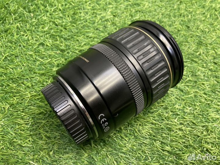 Canon EF 28-135mm 3.5-5.6 IS USM