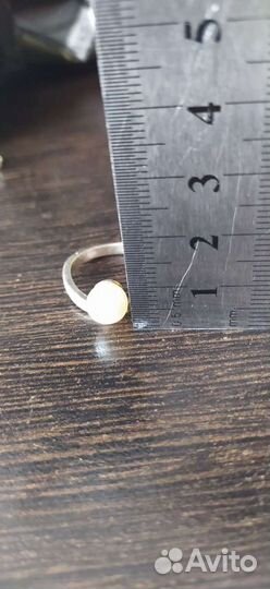 Серебряное кольцо с жемчугом