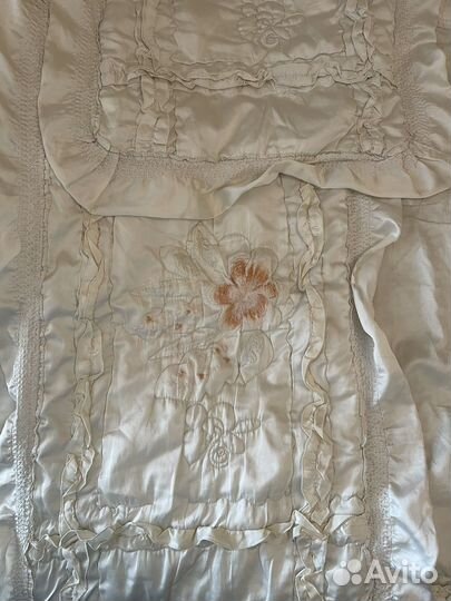 Покрывало на кровать бу двухспальное с наволочками