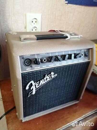 Гитарный комбоусилитель fender