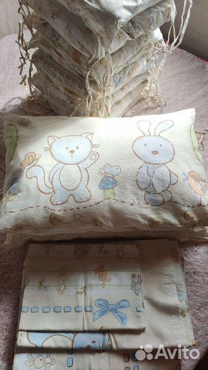 Бортики на детскую кроватку