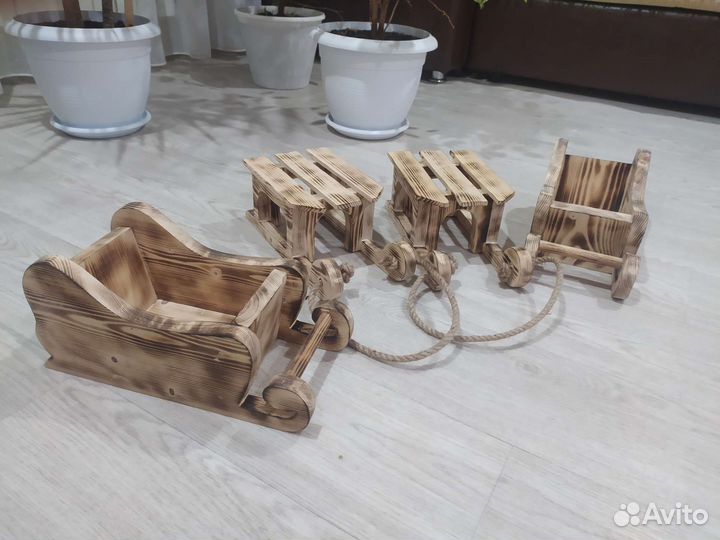 Ящик, санки, сани декоративные на Новый год