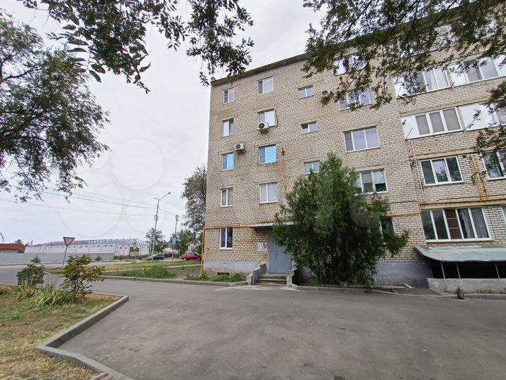 2-к. квартира, 56 м², 1/5 эт.