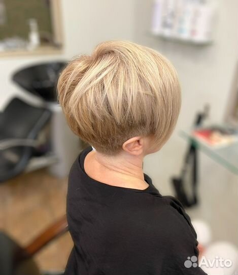 Парикмахер стилист колорист